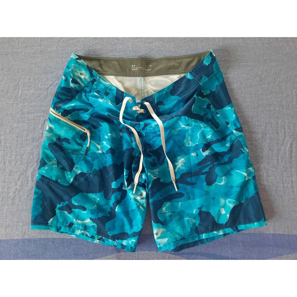 Under Armour Mens Blue Camo HeatGear Board Shorts Swim Trunks Size 36x9